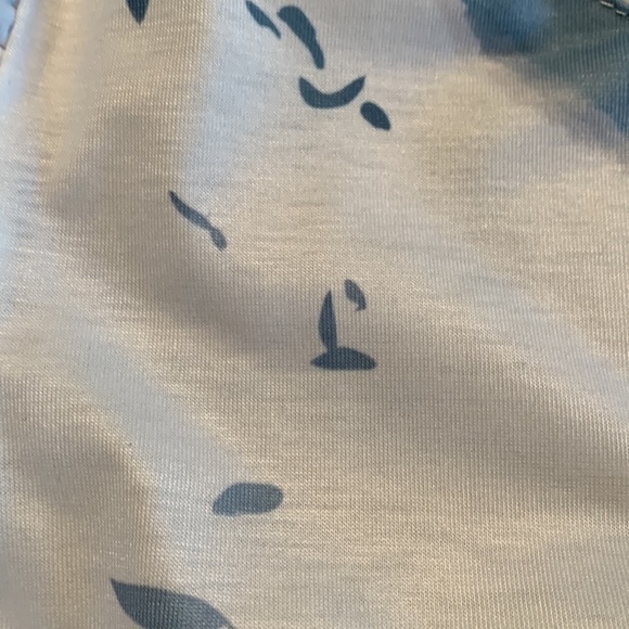 Sleeveless Ruffled Top, size 2XL, white and bluish/green NWT - Picture 14 of 14